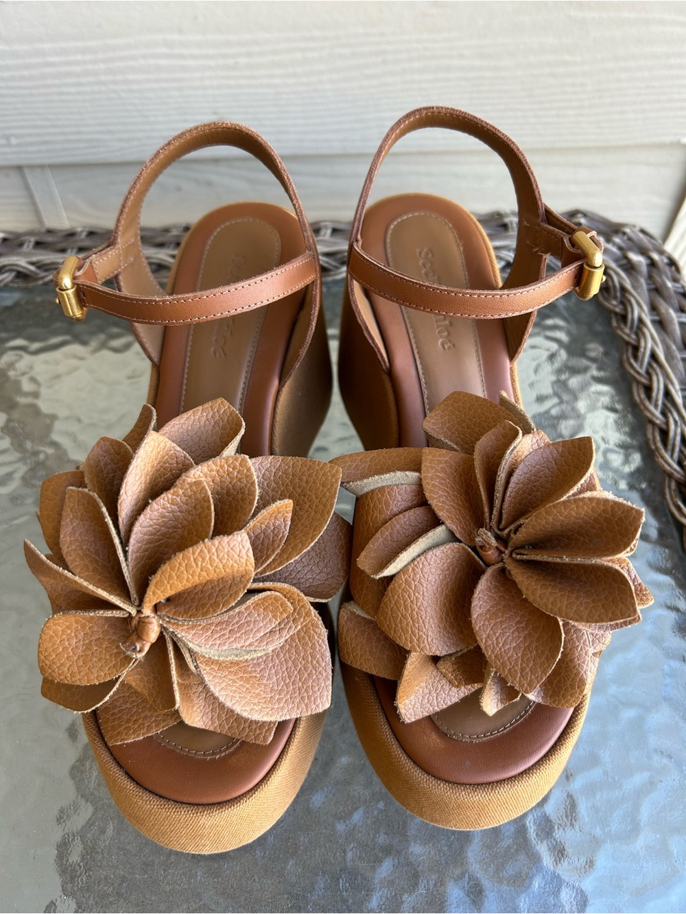 Excellent! See By CHLOE Magnolia Wedge Floral Leather Sandals 39 (8.5-9)